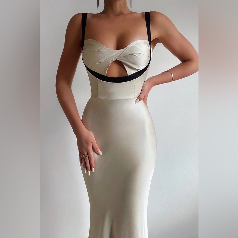 Jaus KELSEY MIDI DRESS - BLACK/CHAMPAGNE